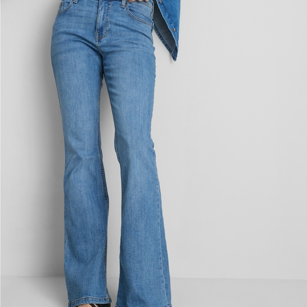 Primark Rita Ora Mid-Rise Blue Flared Jeans